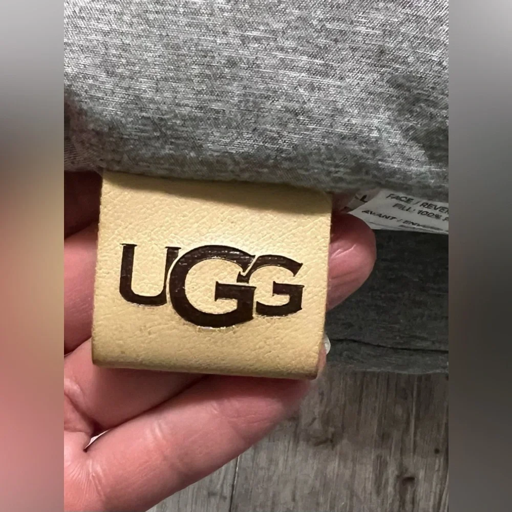 UGG Lenora Comforter Lightweight Down Alternative Blanket All Season